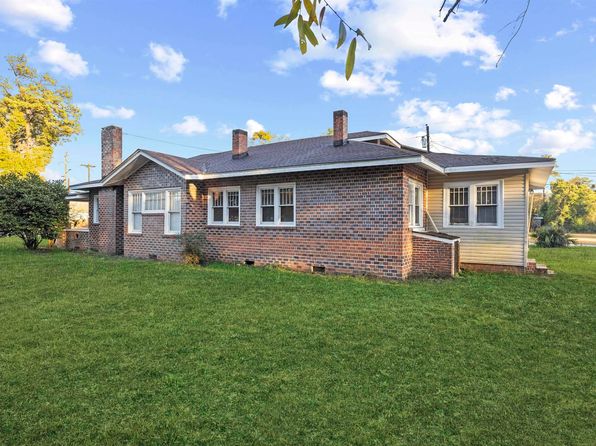 205 S Nichols St., Nichols, SC 29581