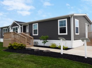103 Woodcreek Blvd #103, Walbridge, OH 43465