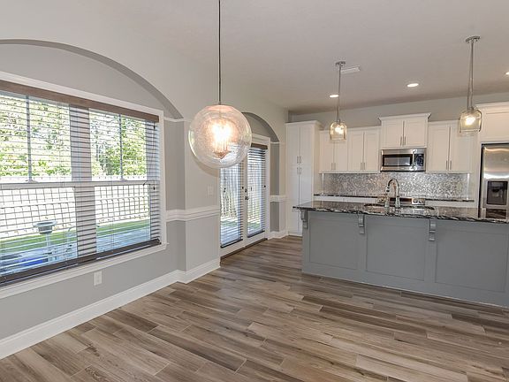 5th image of 3714 Tiki Dr