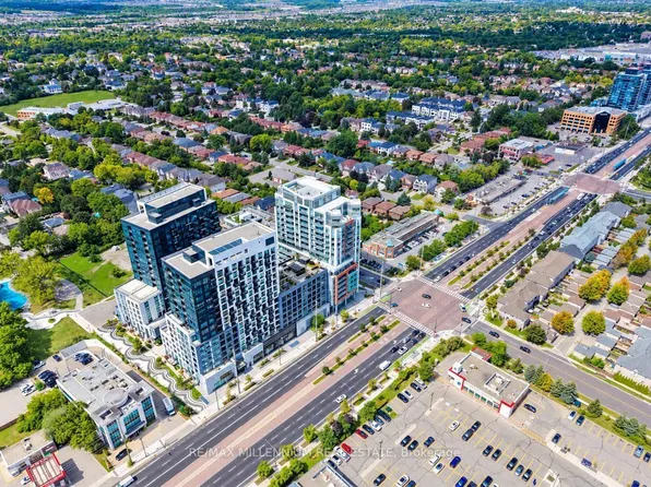 8888 Yonge St #219, Richmond Hill, ON L4C 5V6