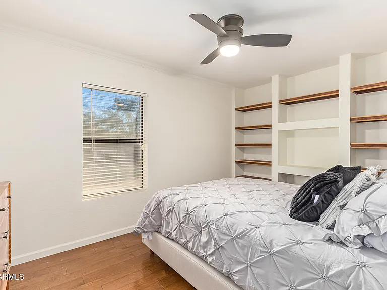 10069 E Paradise Dr — Photo 12