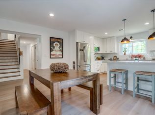 20619 Martha St, Woodland Hills, CA 91367