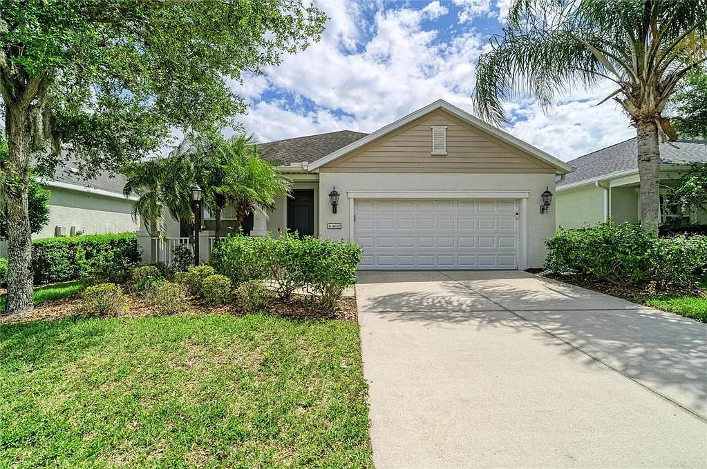 Building Photo - 4650 Woodbrook Dr