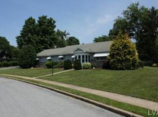 621 N 7th St, Emmaus, PA 18049