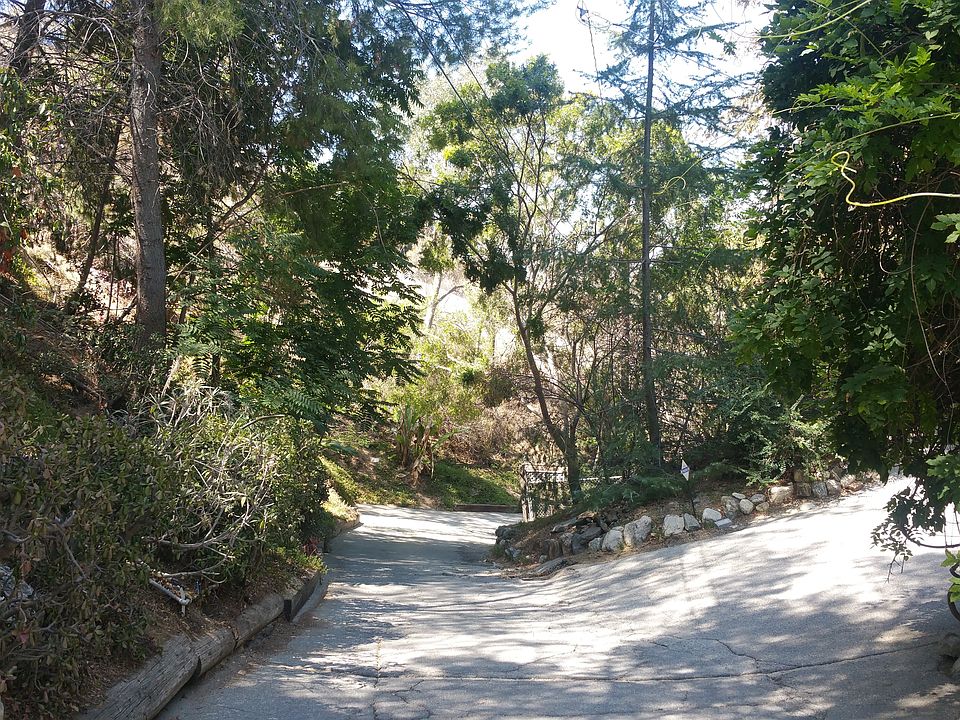 1st image of 10230 La Canada Way