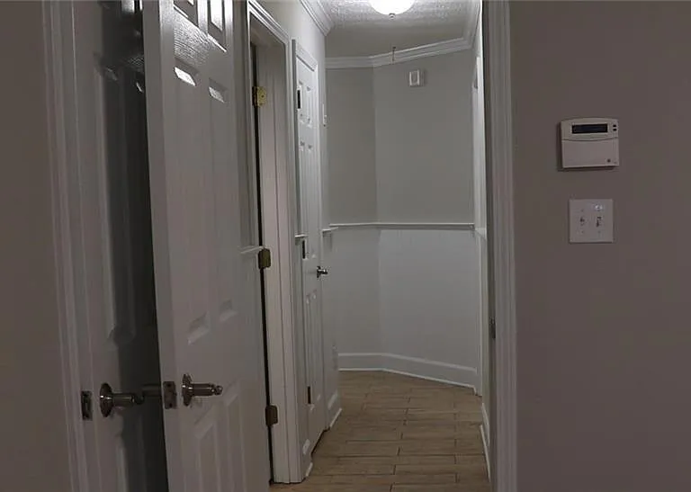1091 Pine Acre Dr — Photo 8
