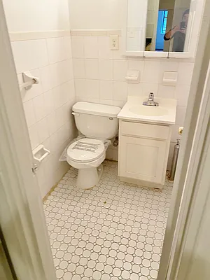 Rented by Paley Management | media 25