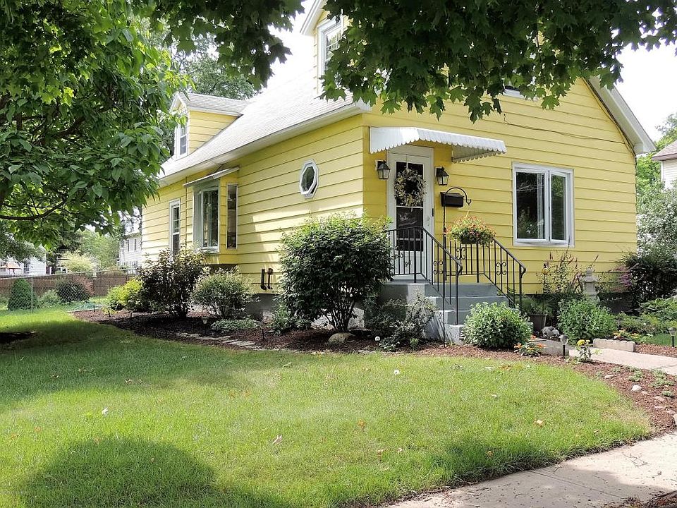 1st image of 90 Platt St
