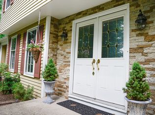 77 Pine Mill Cir, Doylestown, PA 18901