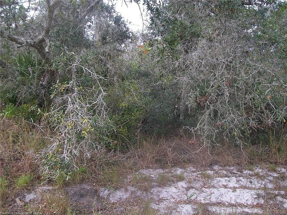 2nd image of 1449 Casey Ave