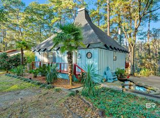 123 Creekside Dr, Daphne, AL 36526