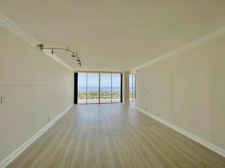 20281 E Country Club Dr #2104 — Photo 18