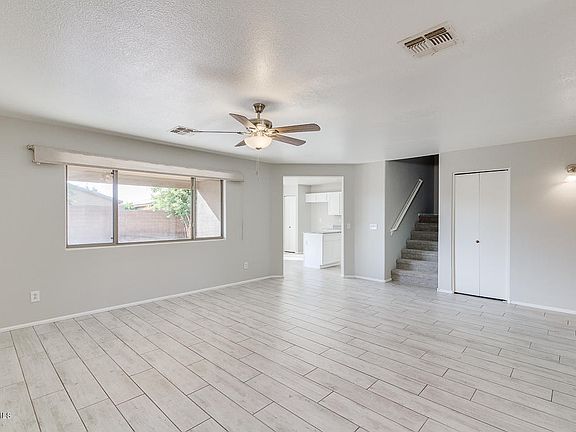 5th image of 175 W Brangus Way
