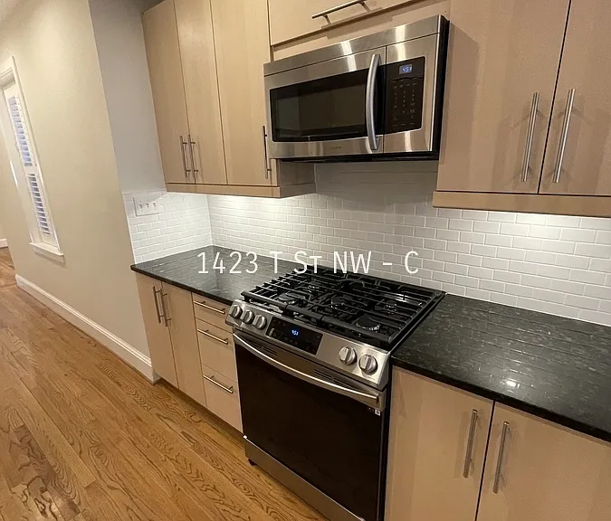 1423 T St NW #C — Photo 15