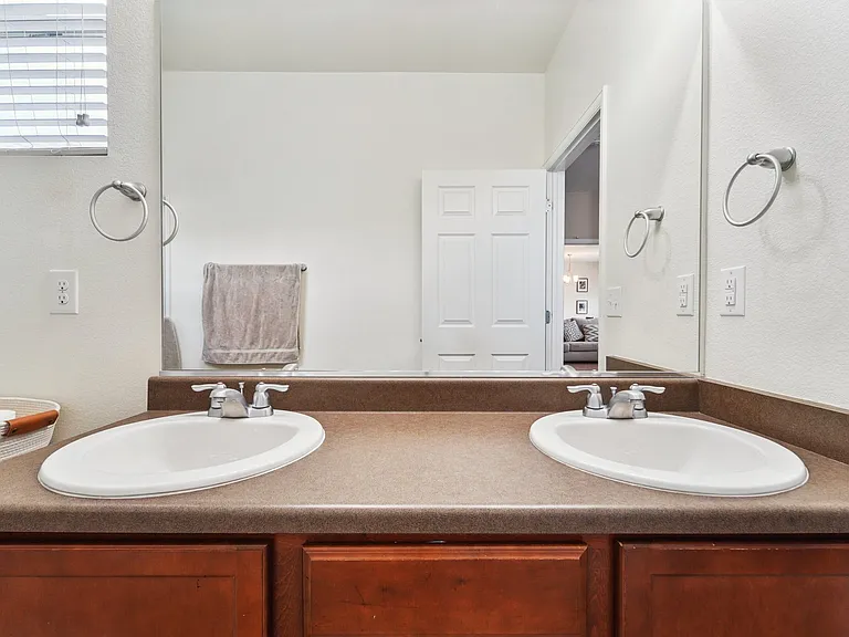 166 Gem Way — Photo 36