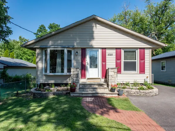 1025 Shady Lane Ct, Round Lake Beach, IL 60073