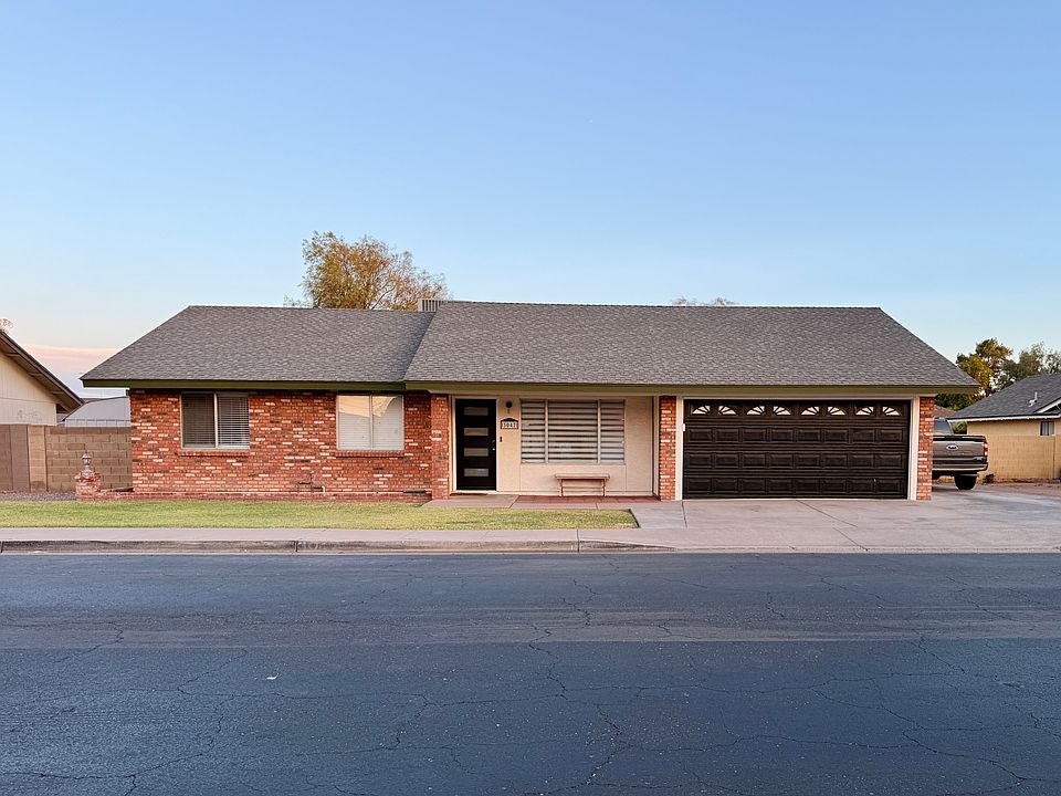 1st image of 3047 E Garnet Ave
