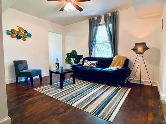 3801 Greenmount Ave — Photo 4