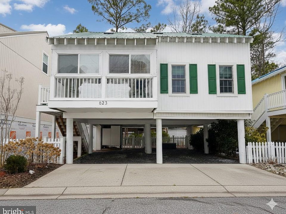 1st image of 623 Freeport Blvd