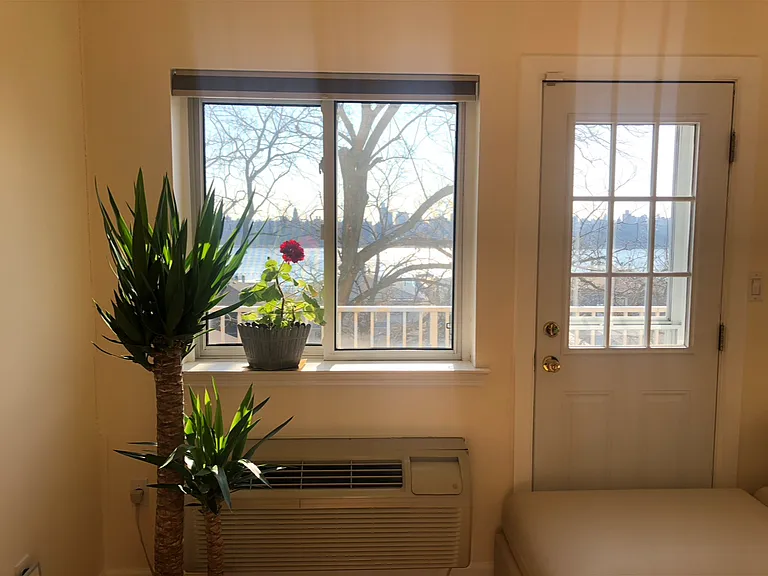 10 Palisade Ave #4C — Photo 3