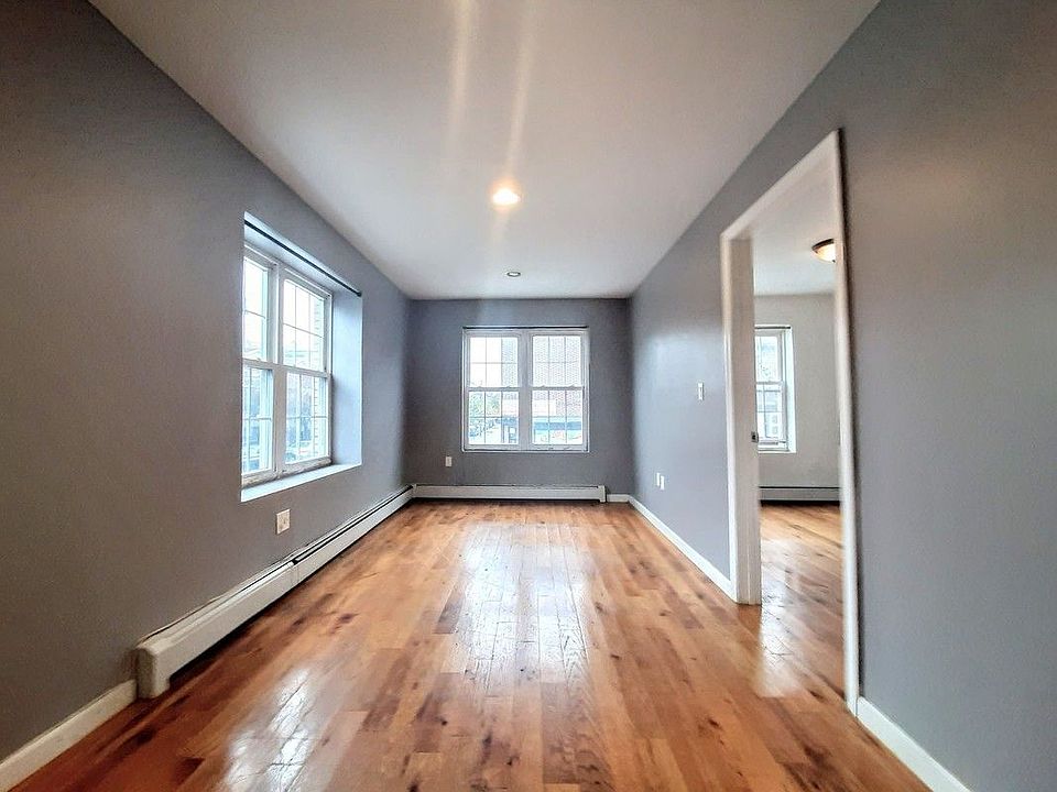 1st image of 343 Palmetto St #2B
