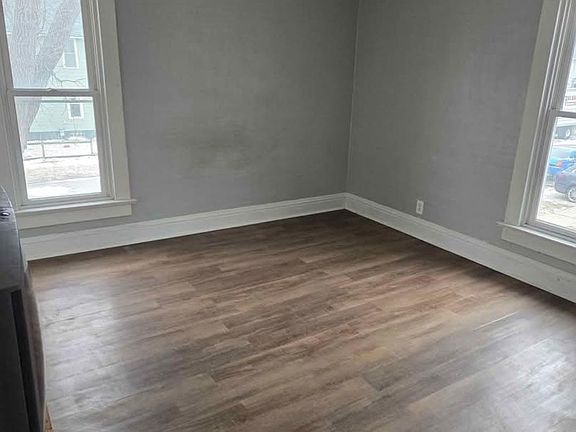 2nd image of 1438 5th Ave N