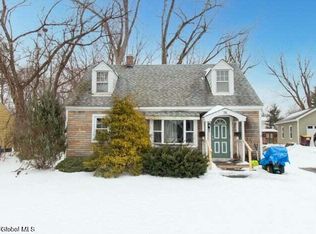 76 Glendale Rd, Latham, NY 12110