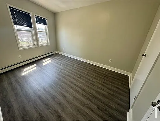 935 Clinton Ave #2B — Photo 3