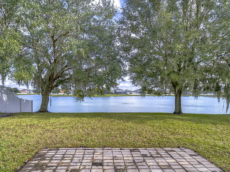 30847 Bridgegate Dr — Photo 2