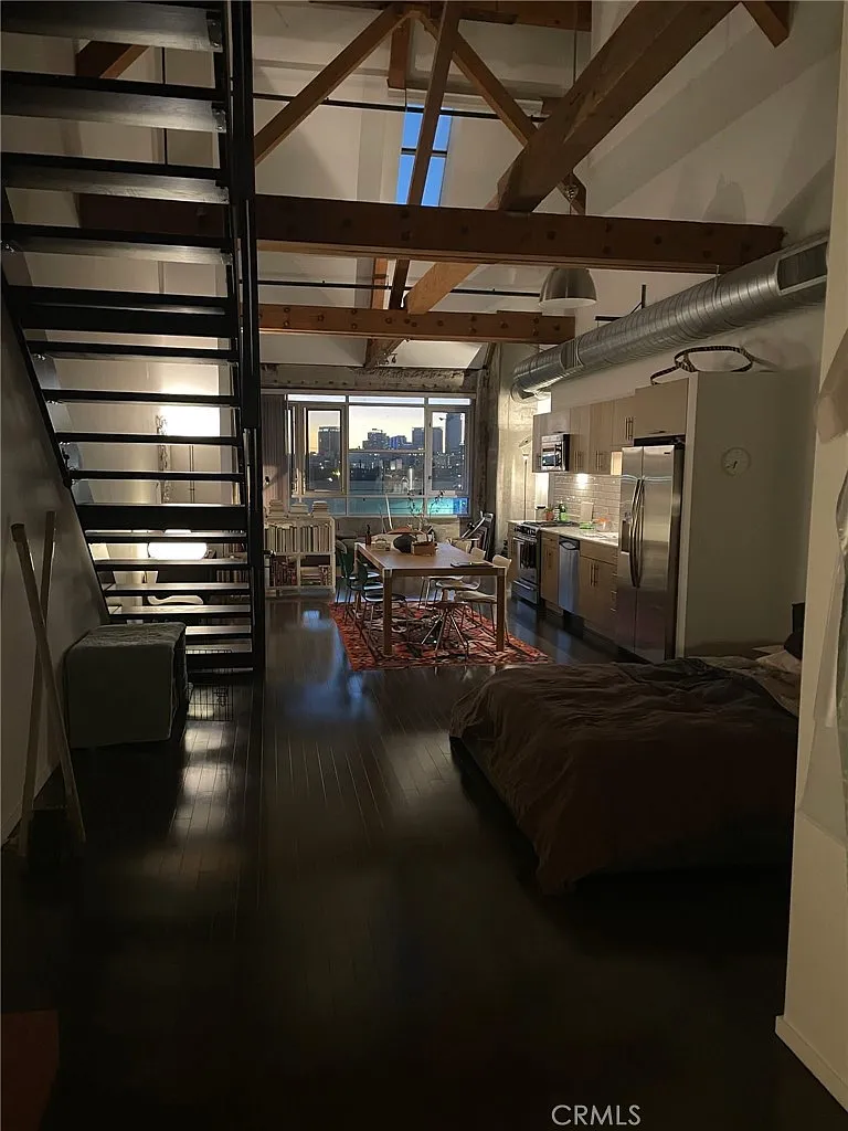 2 bed, 1230 sqft, $4,500 — Photo 1