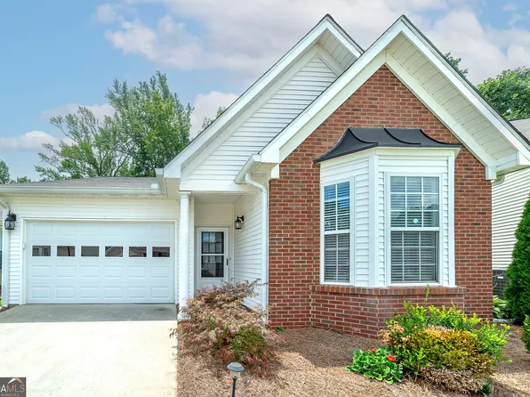 310 Singing Brook Ln, McDonough, GA 30253