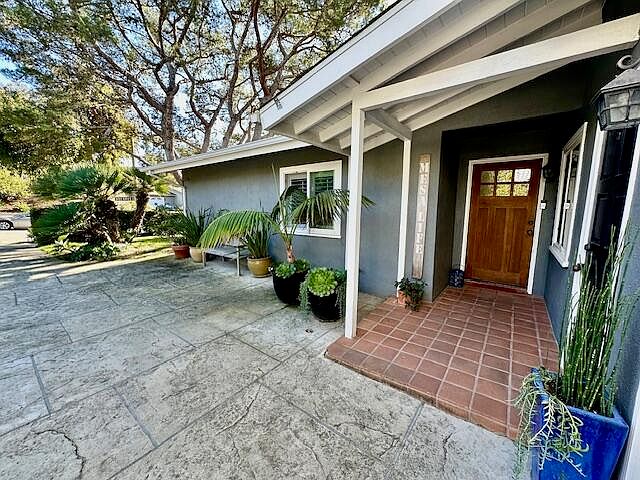 1st image of 705 Dolores Dr