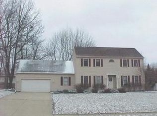 511 W Regency Cir, Canfield, OH