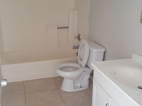 5th image of 2755 E Atlanta Ave APT 201