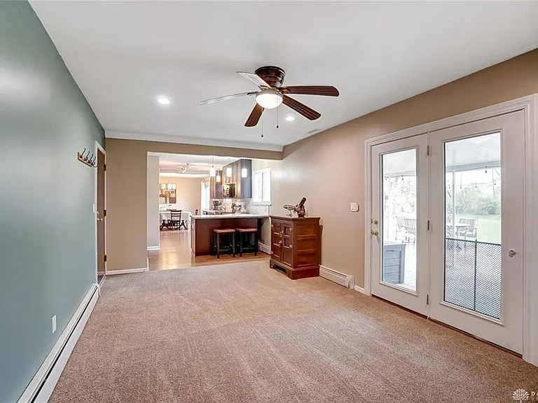 2108 N Fairfield Rd — Photo 15