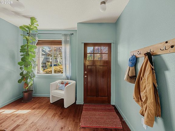 4th image of 5610 SW Schiffler Pl