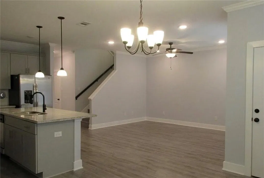 4 bed, 4.5 bath, 1864 sqft, $1,850 — Photo 4