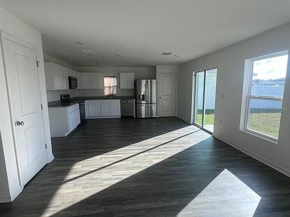 3rd image of 1926 GOLDEN BEAK DRIVE