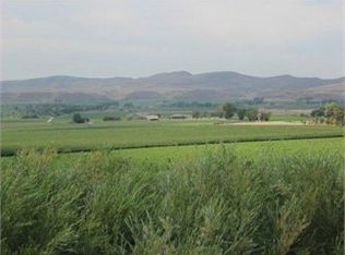 1297 Hillcrest Dr, Vale, OR 97918