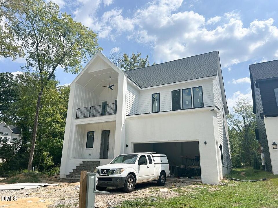 1st image of 1003 Phoenix Pl