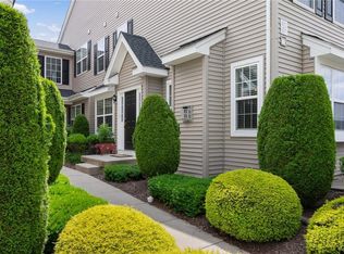 5971 Saratoga Ln, Coopersburg, PA 18036