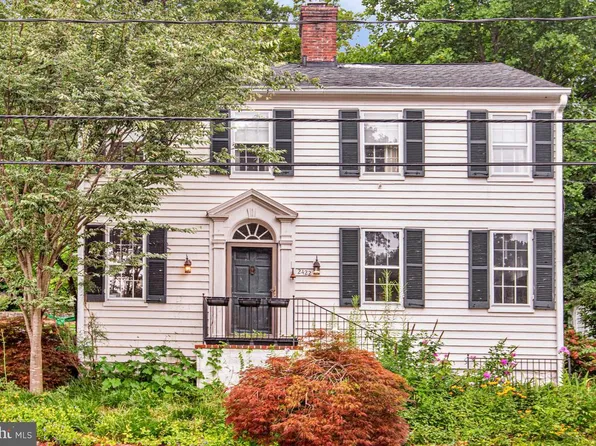 2422 Pickwick Rd, Baltimore, MD 21207