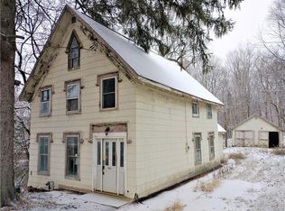 7674 Main St, Clark Mills, NY 13321