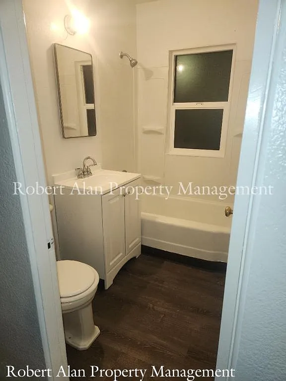 800 SW 1st — Photo 4