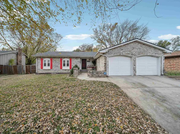 1117 S Briarcliff Cir, Wichita, KS 67207