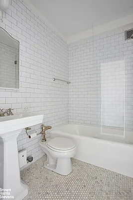 Rented by Brown Harris Stevens | media 7