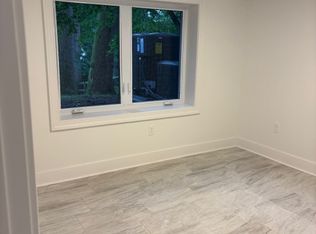 7811 Garland Ave #1, Takoma Park, MD 20912