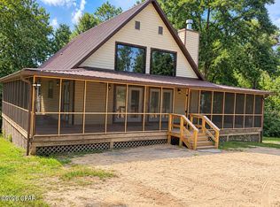 1029 Putnam Ave, Alford, FL 32420