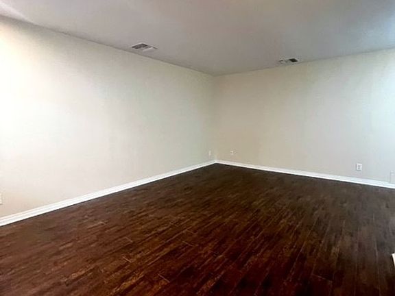 3rd image of 1138 N Louise St APT 8