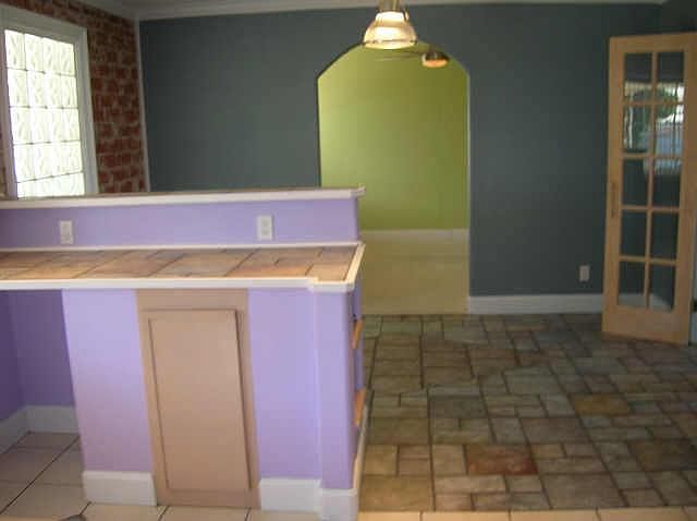 1st image of 2917 E MARYLAND Avenue
